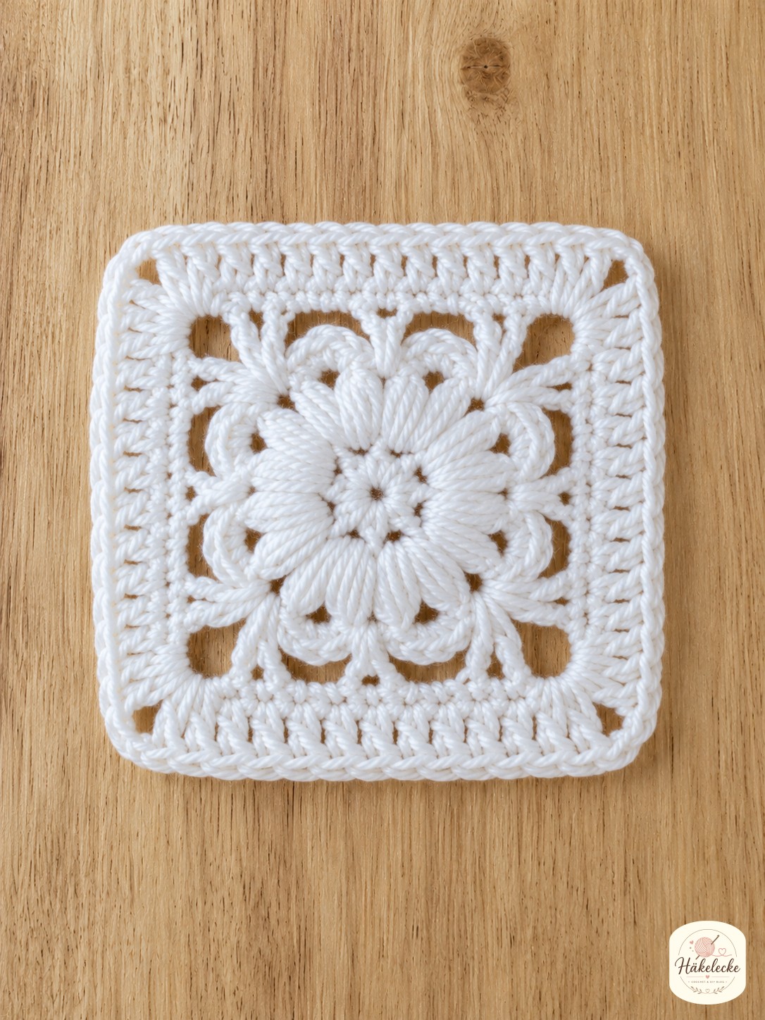 Blumen Granny Square Weiß Häkeln - Die Blüten - Anleitung