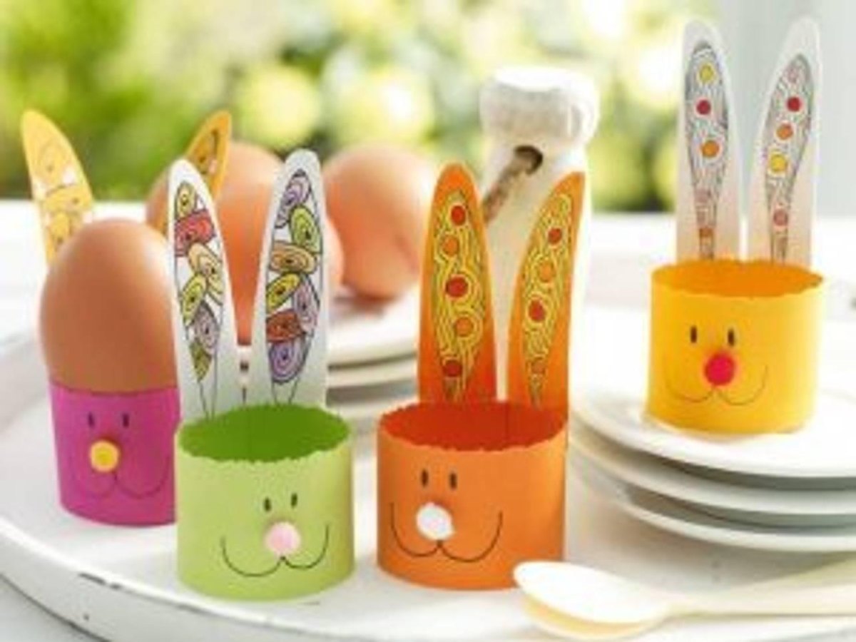 Selbstgemachte Eierbecher Ostern
