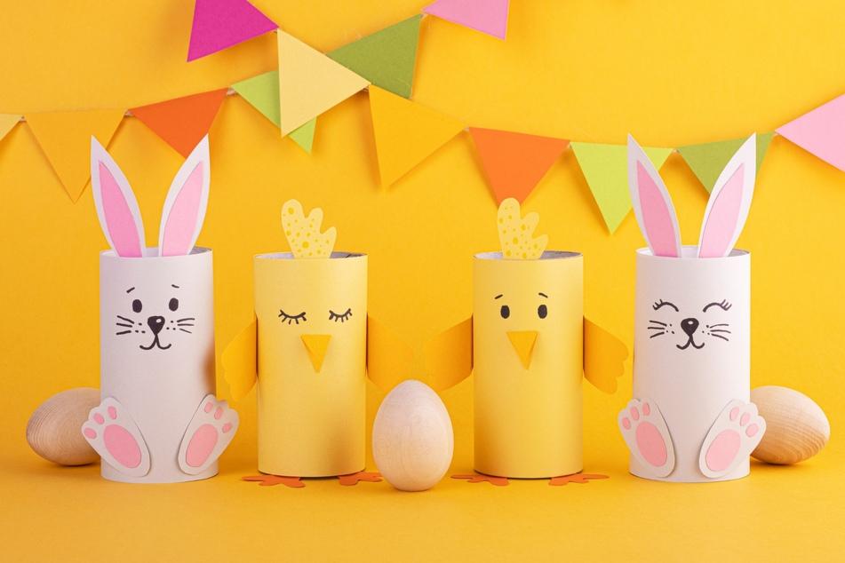 Osterfamilie aus Klopapierrollen