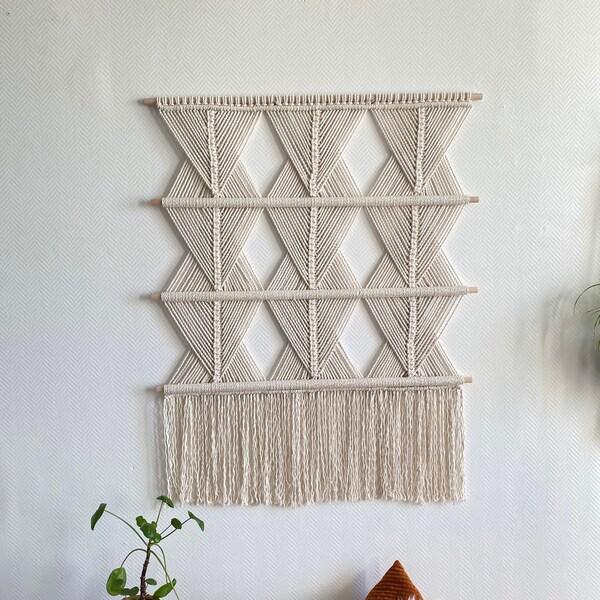 Makramee Wandbehang mit geometrischen Mustern