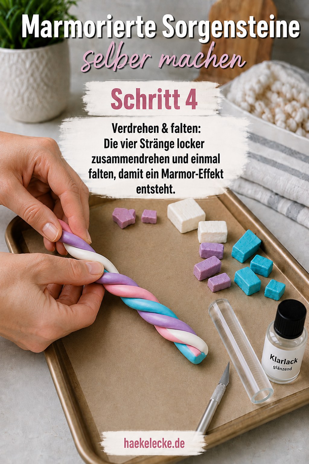 Die vier Fimo-Stränge werden locker verdreht, um beim Sorgensteine selber machen den Marmor-Effekt zu erzeugen