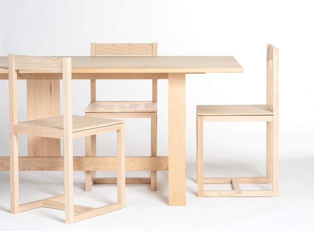 Minimalistisches Rohholz Möbel