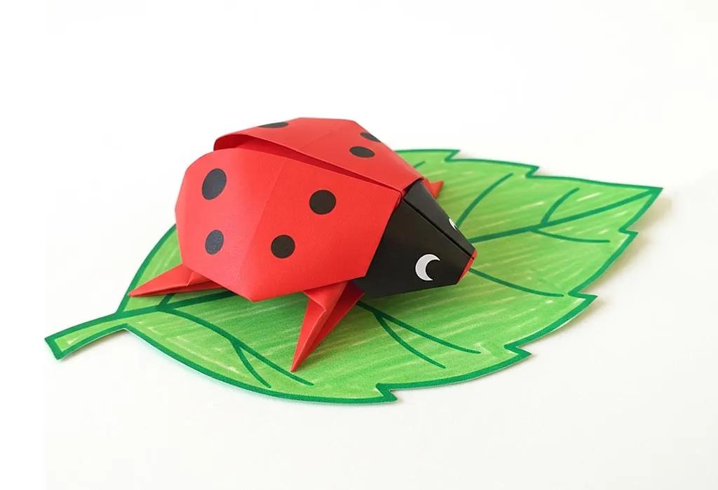 Origami Marienkäfer Papier