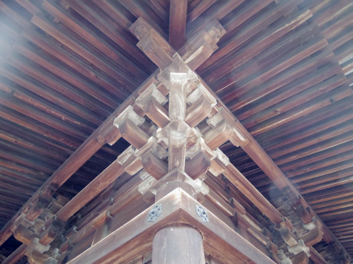 Tokō Tempel Dachstuhl Holz